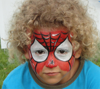 Kinderschminken-Spiderman-Held